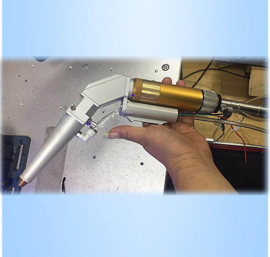 手持光纤激光焊接机